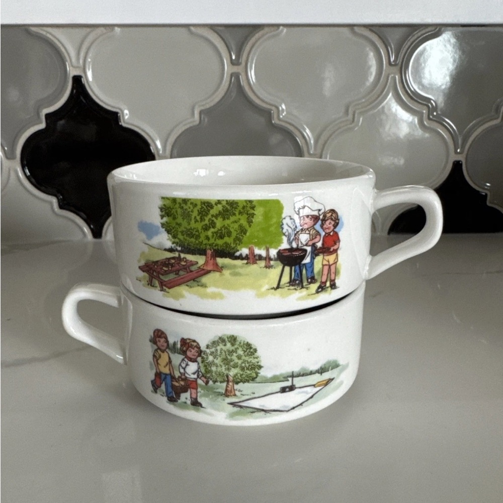 Vintage Campbell’s Soup Bowls – “The Picnic / The BBQ” – Pair – Collectors
